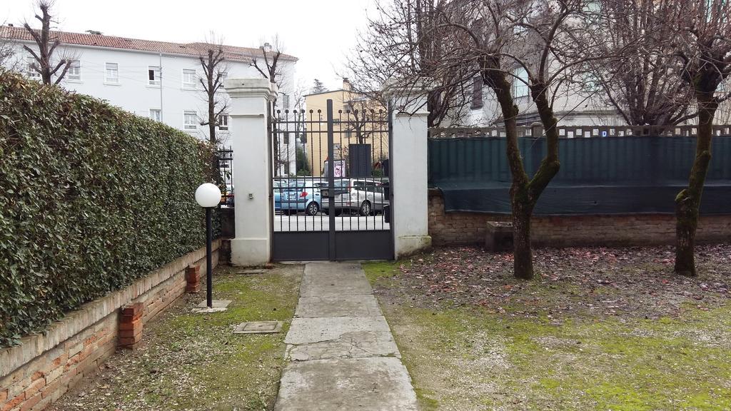 Residenza Carducci Padova Acomodação com café da manhã Exterior foto