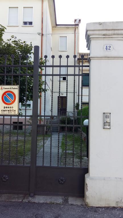 Residenza Carducci Padova Acomodação com café da manhã Exterior foto