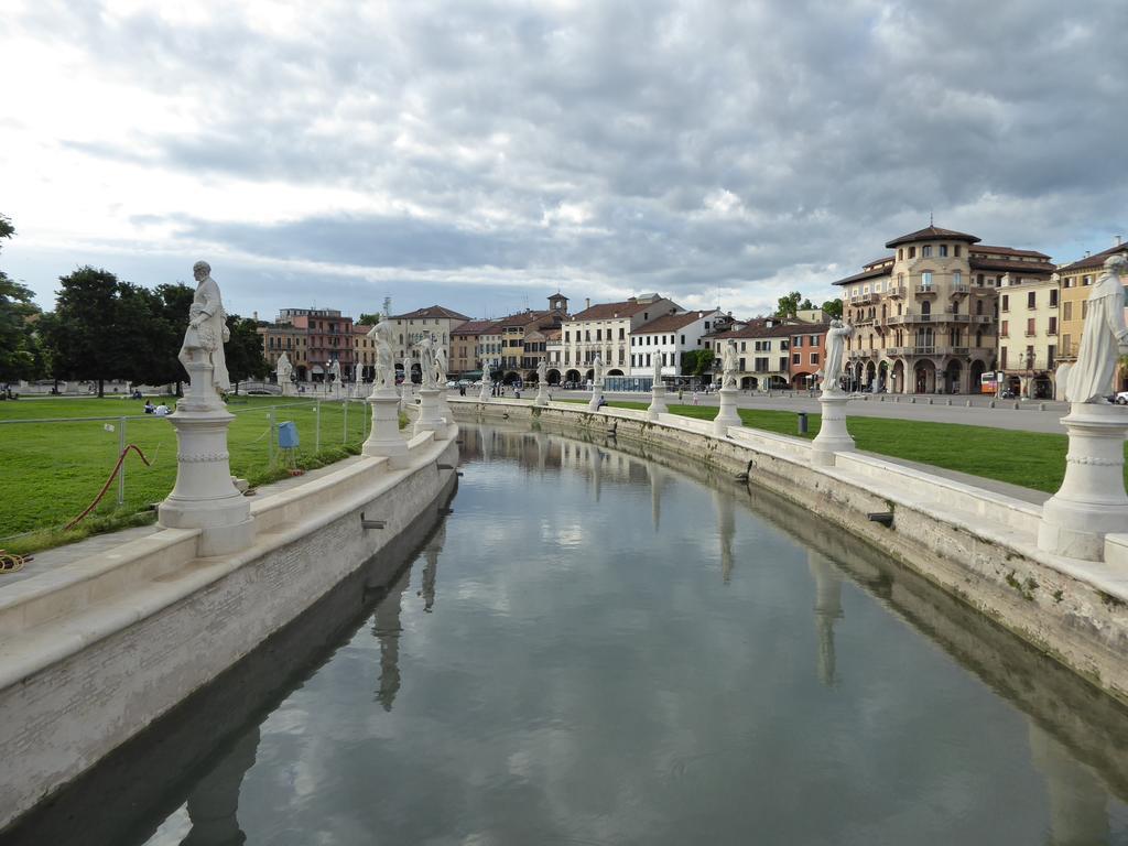 Residenza Carducci Padova Acomodação com café da manhã Exterior foto