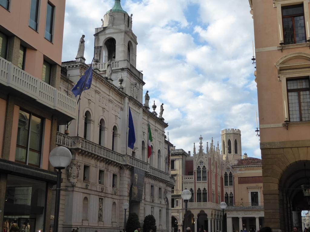 Residenza Carducci Padova Acomodação com café da manhã Exterior foto