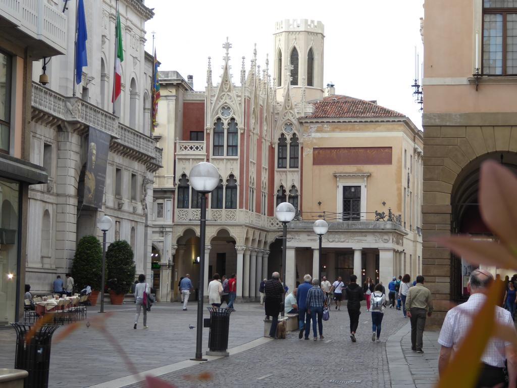 Residenza Carducci Padova Acomodação com café da manhã Exterior foto