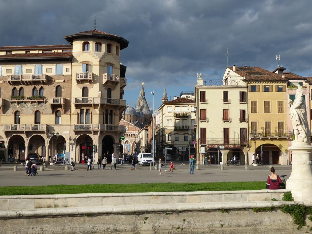 Residenza Carducci Padova Acomodação com café da manhã Exterior foto